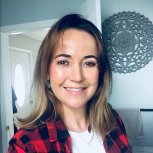 Meet your Posher, Simone